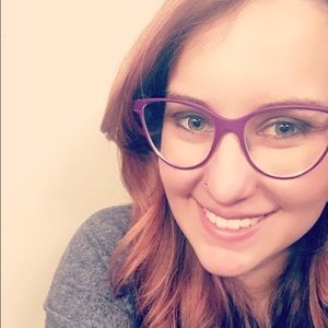 Meet your Posher, Lia